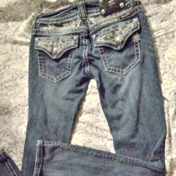 Size 28 Miss Me Faded Full of Bling jeans - Picture 2 of 2